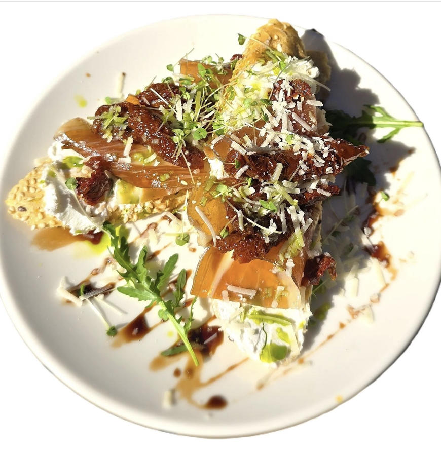 Bruschetta with prosciutto