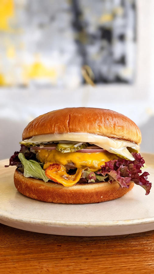rest. Burger