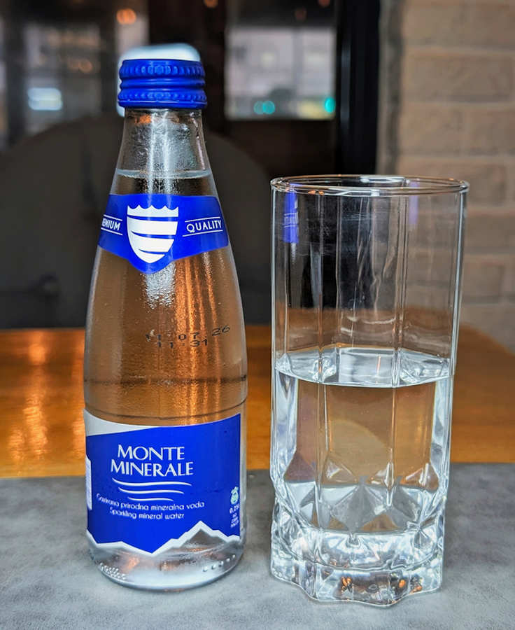 Gazirana voda 250 ml