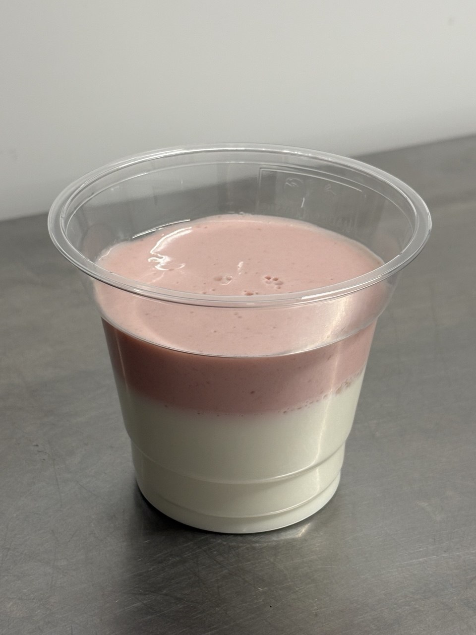 Pana Cotta with strawberry