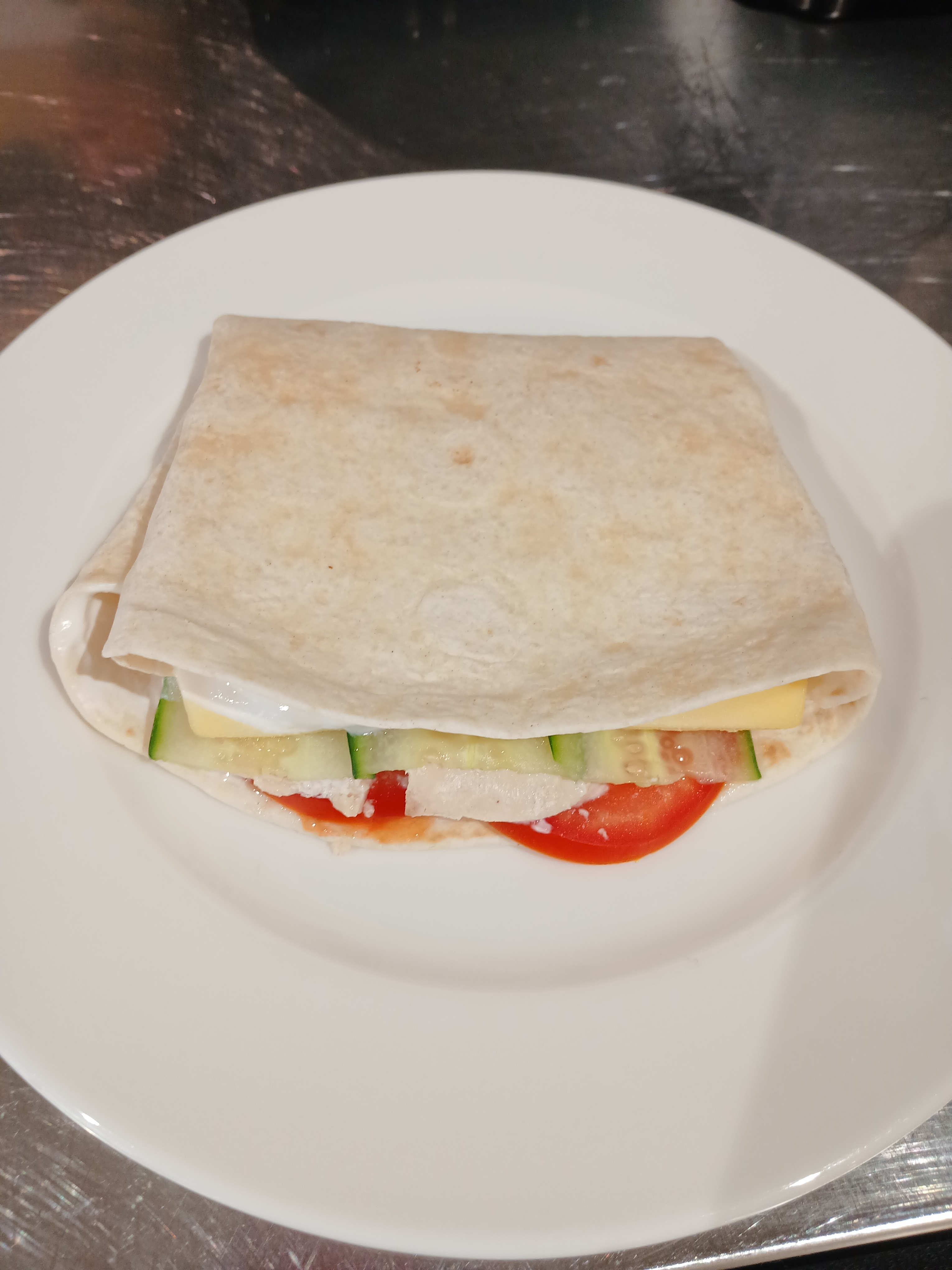 Tortilla sa pilećim fileom