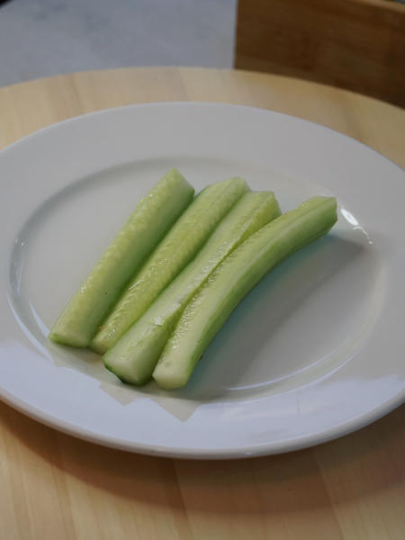 Огурец