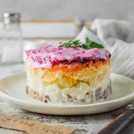 Salata Haringa pod šubom