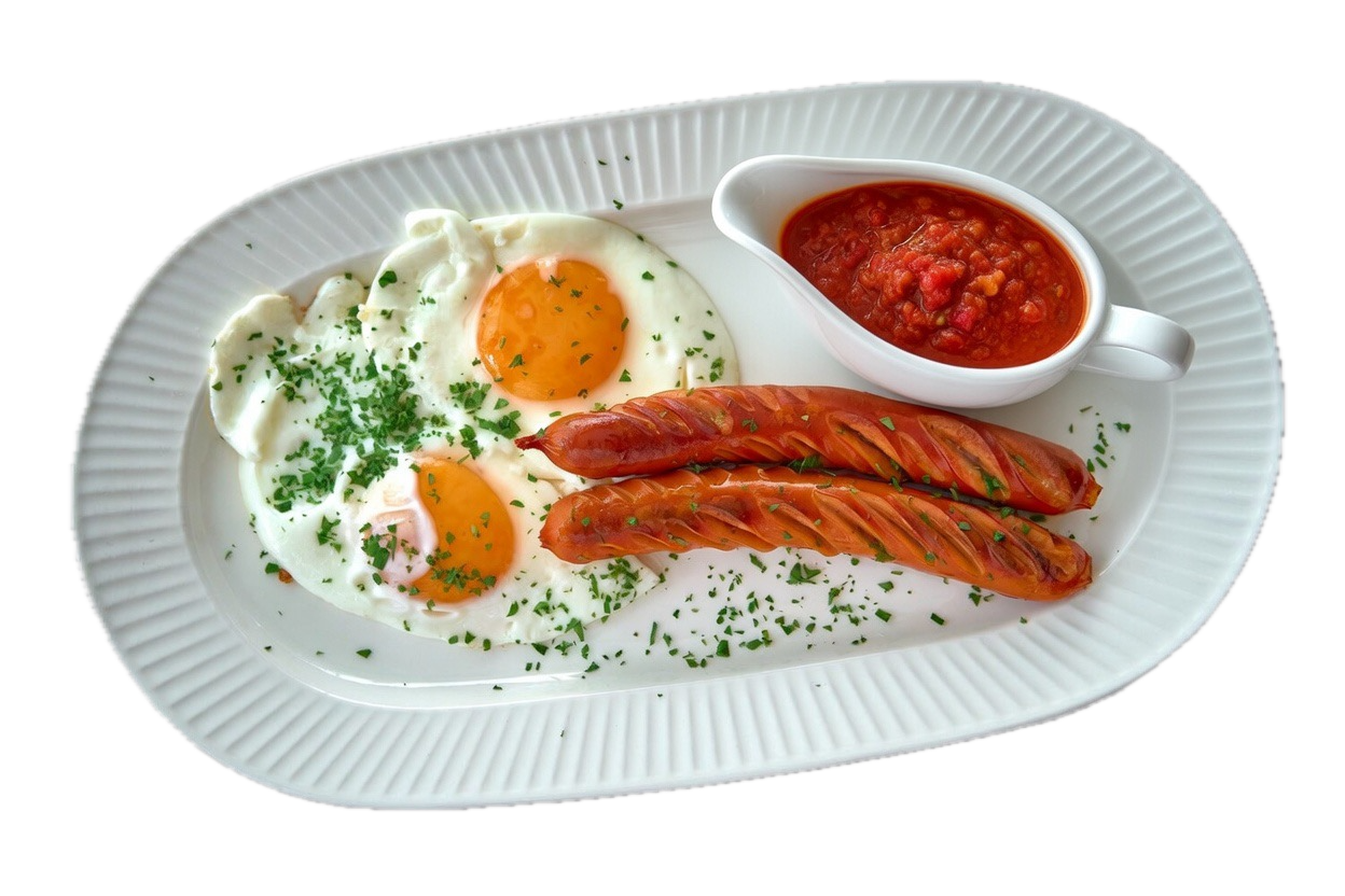 Scrambled eggs with grilled sausages and toast 250g