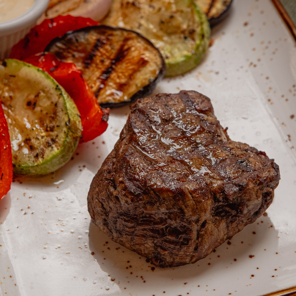 Filet Mignon *Uruguay'dan Tahılla Beslenmiş Black Angus 350 g