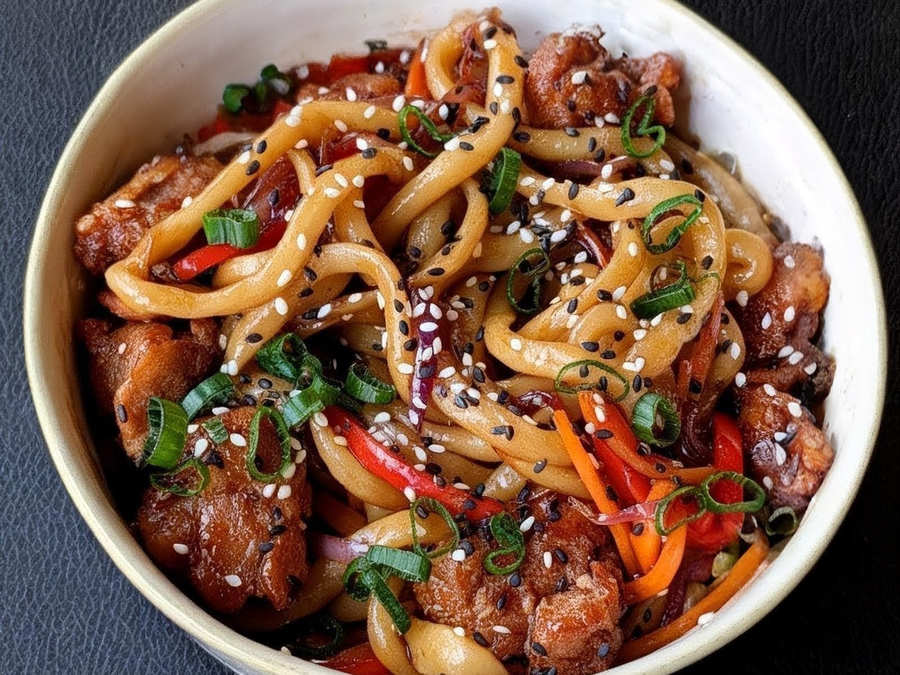 Wok sa piletinom