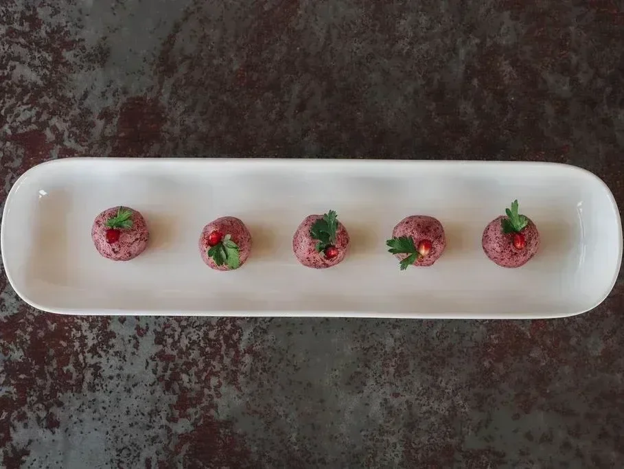 Beetroot with walnuts