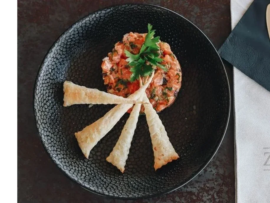 Salmon tartare
